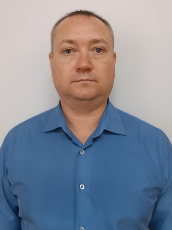 Мартынов Виктор Владимирович.